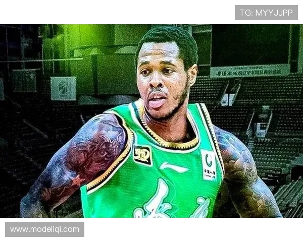 冠军中锋麦基强势加盟北京首钢